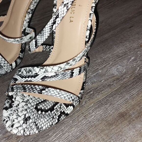 Shoe Republic LA faux snakeskin strappy heels Sz 7.5 - Picture 9 of 10